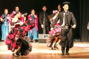 Con un significativo marco de público, se llevó a cabo la IV Gala Folklórica Austral