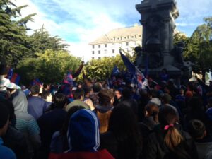 Los hinchas de la “U” festejan en Punta Arenas