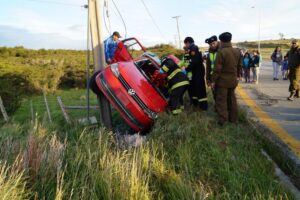 Conductor argentino lesionado de carácter grave en accidente automovilístico