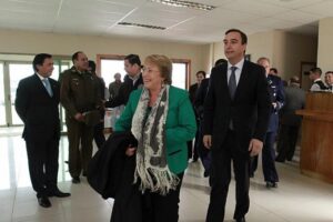 En la tarde de hoy arribó la Presidenta de la República Michelle Bachellet a Punta Arenas