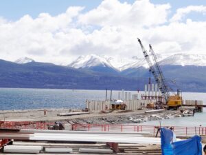 Puerto Williams: detectan contaminación ambiental en construcción de caleta