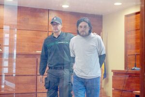 Por $ 2 mil apuñaló a transeúnte