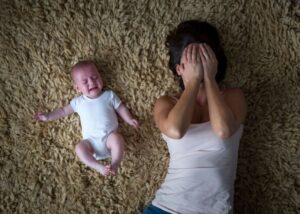 Depresión posparto: El drama que enfrentan más del 40% de las madres chilenas