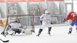 Hockey sobre hielo y la 5ta fecha de Campeonato Regional de Motocross