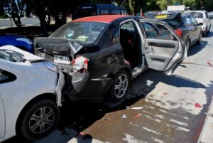 Cuatro vehículos se vieron involucrados en accidente de tránsito