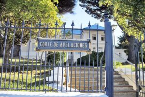 Abogada de ganadera reclama contra ENAP
