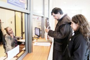 Se querellaron por negligencia  médica contra autoridades de salud