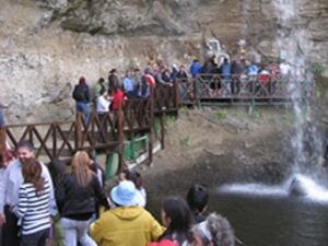 Alertan a peregrinos de Vírgen de Montserrat