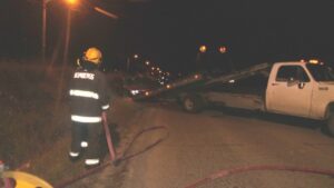 Derrame de combustible movilizó de madrugada a voluntarios de la Séptima Compañía