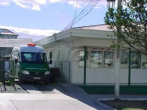 Denuncian robo de prendas de vestir desde vivienda en Puerto Natales
