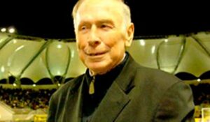 Luto en el fútbol chileno: muere el periodista Lucio Fariña