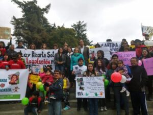 Con manifestación pública se pidió por el tratamiento integral de las personas que padecen enfermedades poco frecuentes