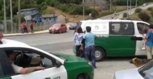 Joven artesana detenida en Castro estudia tomar acciones legales contra Carabineros