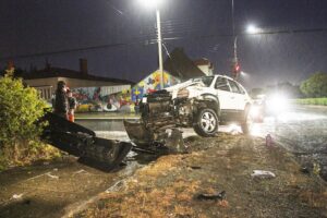 Seis lesionados leves en colisión conductor no respeto luz roja