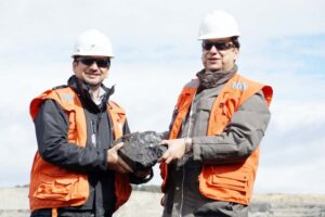 Mina Invierno destaca producción limpia y genera críticas de Alerta Isla Riesco