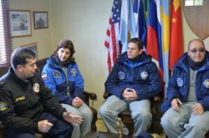 Autoridades Colombianas agradecen colaboración de la Armada Chilena en la Antártica