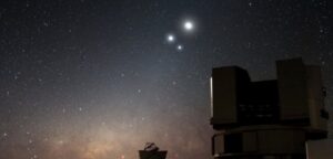 Triple conjunción planetaria: El bello fenómeno que podrás ver en el cielo este viernes y sábado