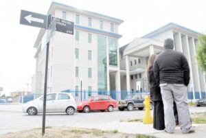 Tribunal de Familia falló a favor de menor embarazada y le permitió quedarse en su casa