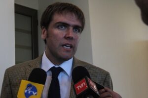Tribunal agendó para el 10 de marzo la audiencia de formalización en contra del senador Bianchi