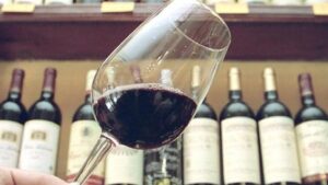 Presentan el primer vino sin alcohol de Chile
