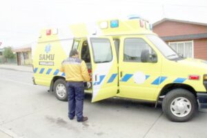 Hombre recibió dos estocadas por no dar dinero a jóvenes