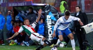 Universidad Católica quiere recuperar el ritmo ante Palestino que piensa en Copa Libertadores