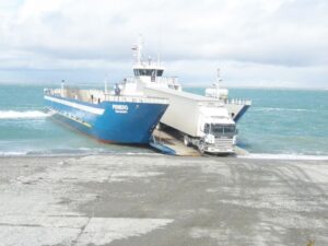 Argentinos exigirán cruce por aguas nacionales
