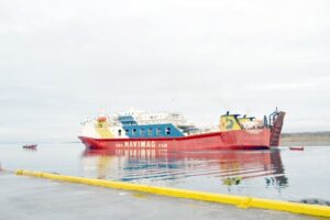 GORE reconoce dificultad para crear segunda frecuencia marítima a Puerto Montt