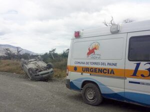 Dos lesionados  en volcamiento