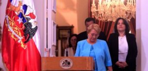 Adimark: Cae aprobación de presidenta Bachelet consiguiendo su peor resultado