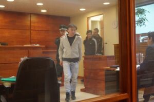 Ladrones fueron sorprendidos robando por el mismo dueño de casa