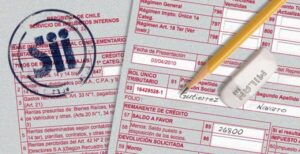Operación Renta: $15.800 millones aún no han sido cobrados por devoluciones de impuestos