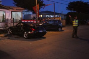 Dos lesionadas y daños de consideración dejó colisión ocurrida en Barranco Amarillo