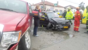 Tres lesionados deja una fuerte colisión