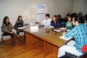 Equipos de salud de la región se reúnen para coordinar acciones en beneficio de los adultos mayores