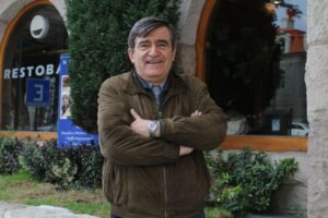 En medio de la turbulenta crisis política arribará hasta la región Camilo Escalona