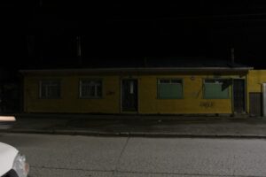 Hombre de 60 años fue apuñalado en las afueras de local nocturno del Barrio Prat