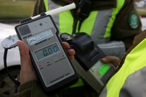 Intensos controles realiza Carabineros para evitar manejo con ingesta de alcohol