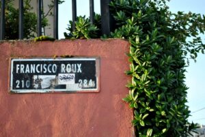 Violento asalto a vivienda: dueña de casa fue agredida con arma blanca