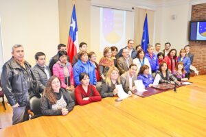 Histórico acuerdo fimaron funcionarios públicos con el Gobierno Regional