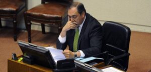 Fiscalía de Magallanes formalizará a cuñado de senador Bianchi a mediados de abril