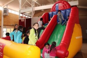 Niños fueron grandes protagonistas de “plaza de justicia” en Cerro Sombrero