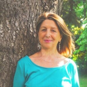 Lanzan libro sobre mujeres inmigrantes de Magallanes