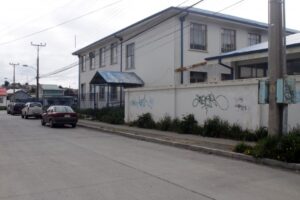 Edificio de ex hospital regional con incierto  futuro: mantención anual cuesta $ 50 millones