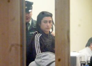 Carabineros detuvo a conductor ebrio que chocó auto robado e intentó huir