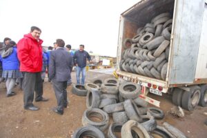 $ 25 millones cuesta moler en Santiago seis mil neumáticos usados