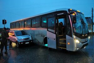 Bus de Ejército provocó accidente de tránsito