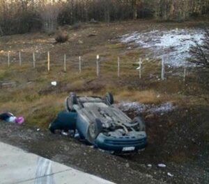 Una lesionada grave producto de volcamiento en Última Esperanza