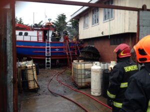 Alarma de incendio en terminal pesquero de Barranco Amarillo