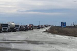 Aduana de Monte Aymond permite el paso de 40 camiones más en el día de hoy